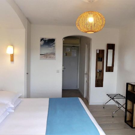 Hotel De La Vierge Noire Sainte-Maxime Kültér fotó